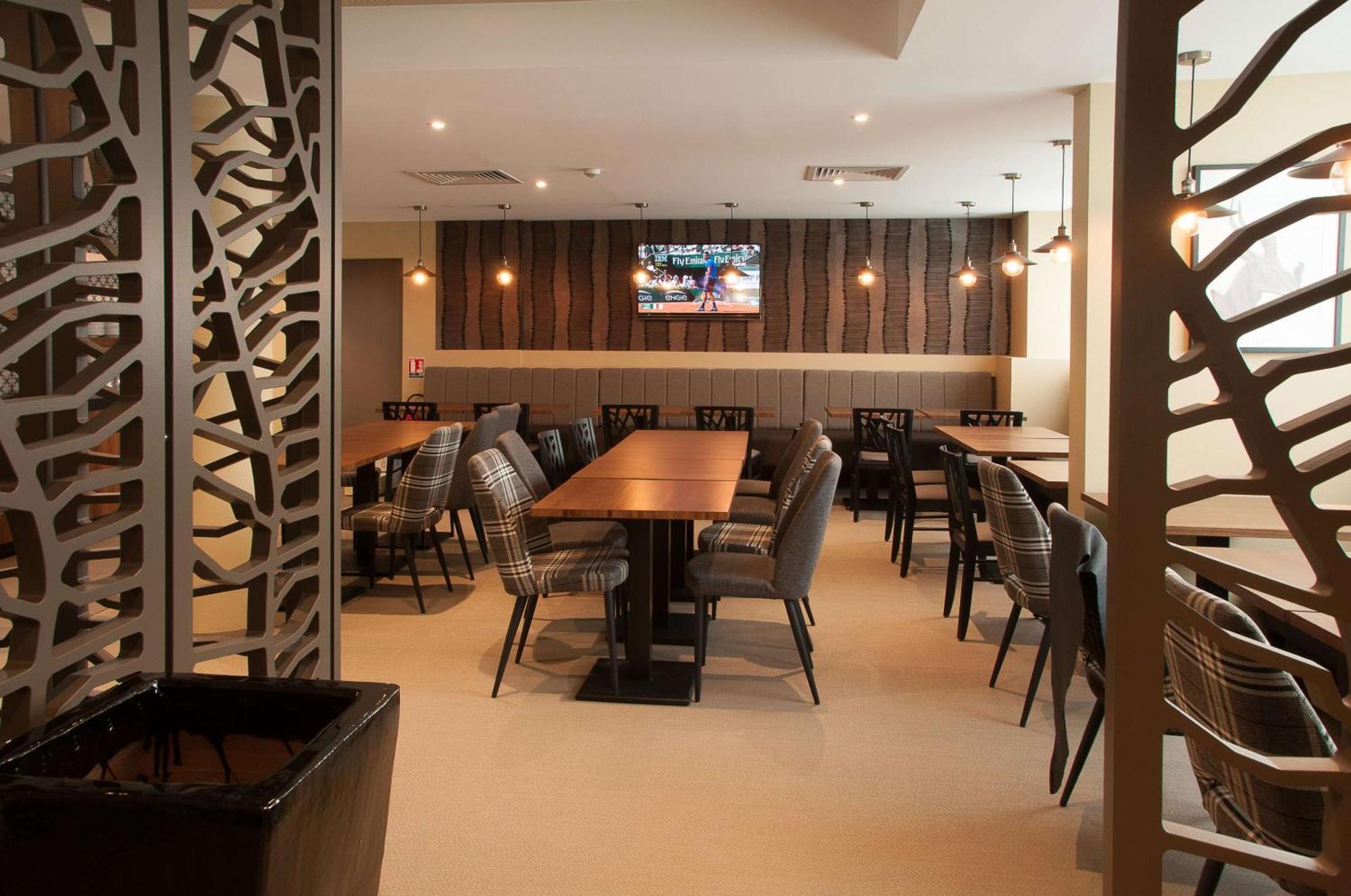 Le Lodge Brit Hotel Strasbourg Zenith Eksteriør billede